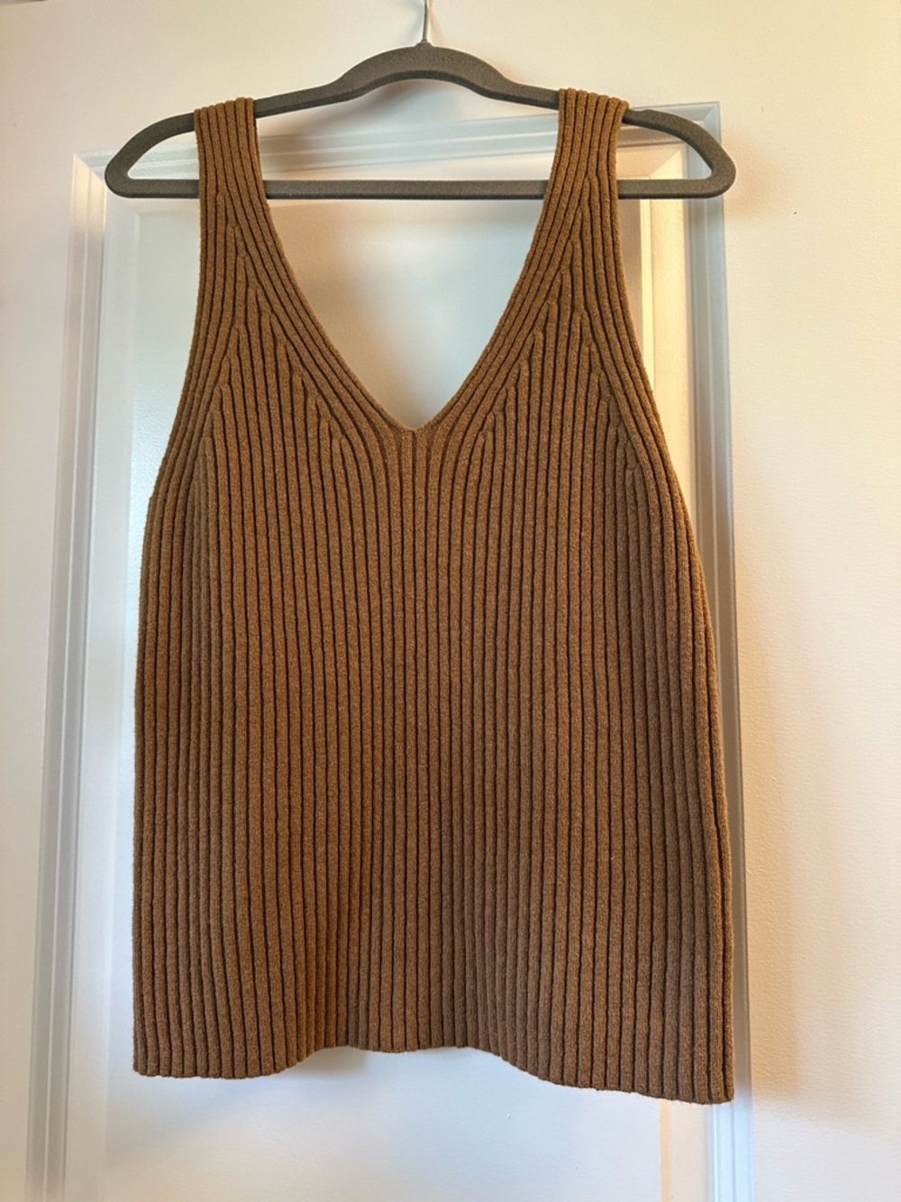GAP knit tank